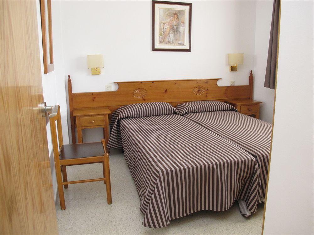 Apartamentos Santi Lloret de Mar Esterno foto