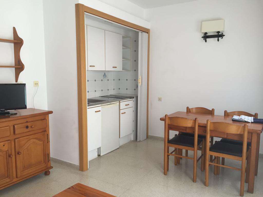 Apartamentos Santi Lloret de Mar Esterno foto