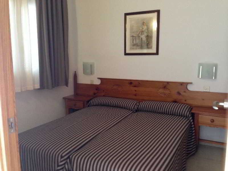Apartamentos Santi Lloret de Mar Esterno foto
