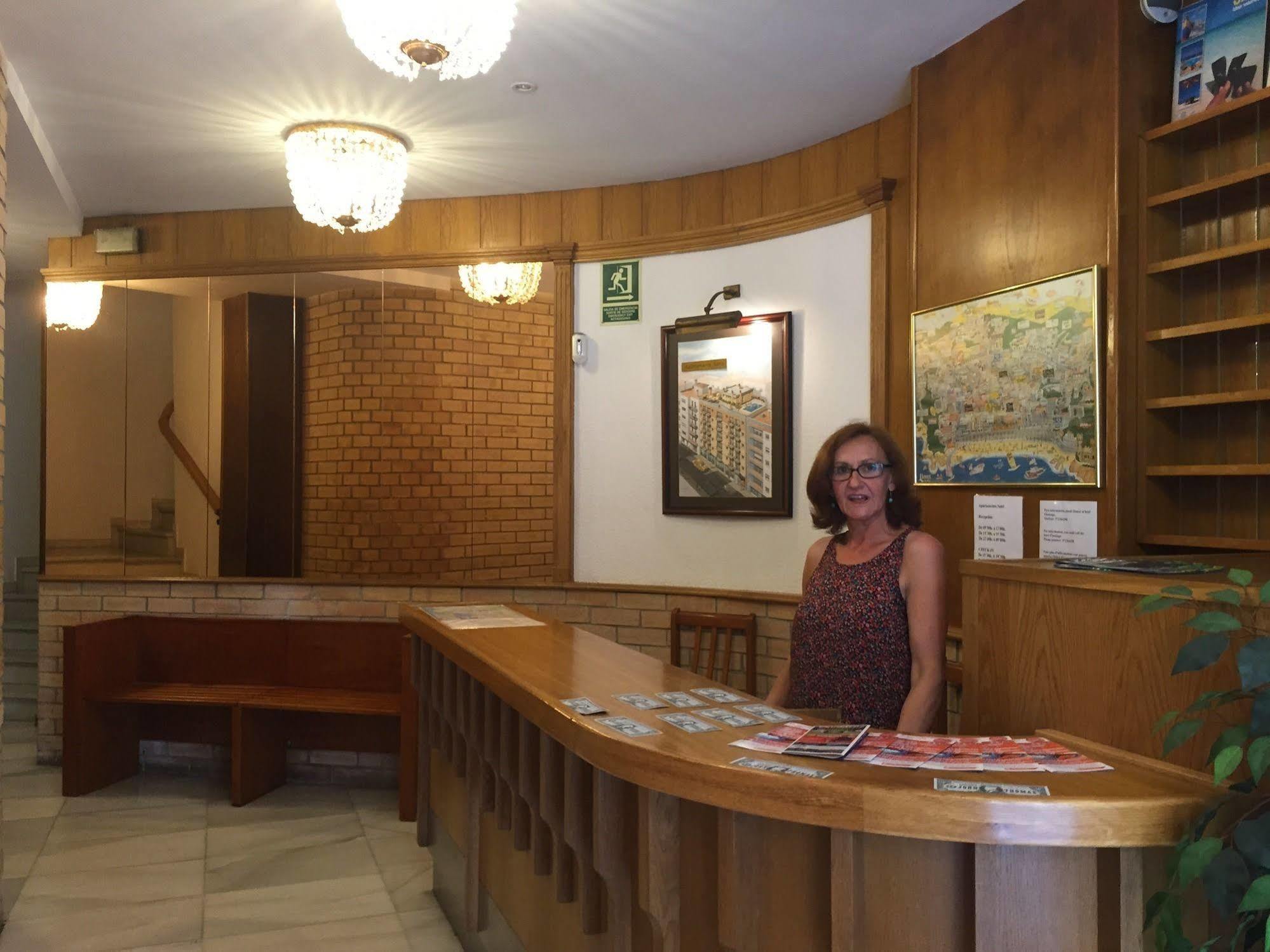 Apartamentos Santi Lloret de Mar Esterno foto