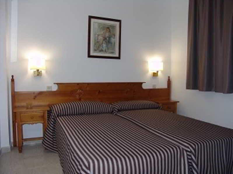 Apartamentos Santi Lloret de Mar Esterno foto